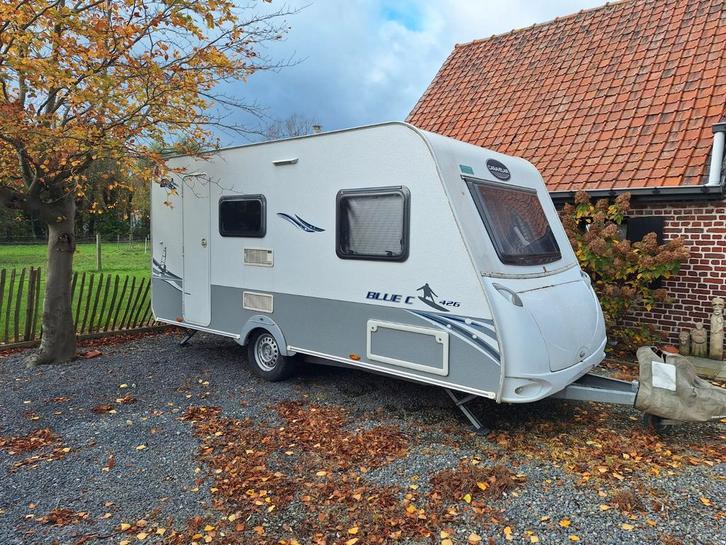 Caravelair blue c 426 Family 2015, Caravans en Kamperen, Caravans, Particulier, tot en met 6, 750 - 1000 kg, Treinzit, Caravelair