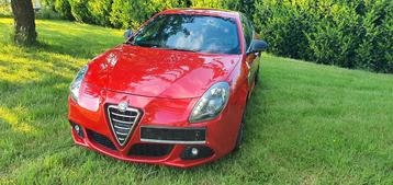 Alfa Romeo Giulietta 1750 TBi – Limited Edition Competizione, Auto's, Voorwielaandrijving, Zwart, 4 cilinders, Leder