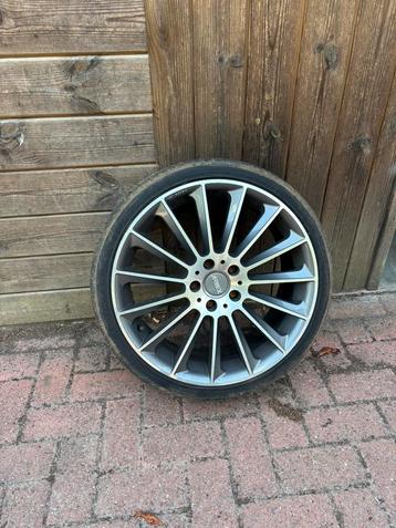 Mercedes velgen 19” beschikbaar voor biedingen