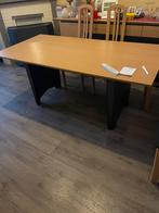 Grote Tafel en 4 stoelen, Huis en Inrichting, Ophalen, Gebruikt