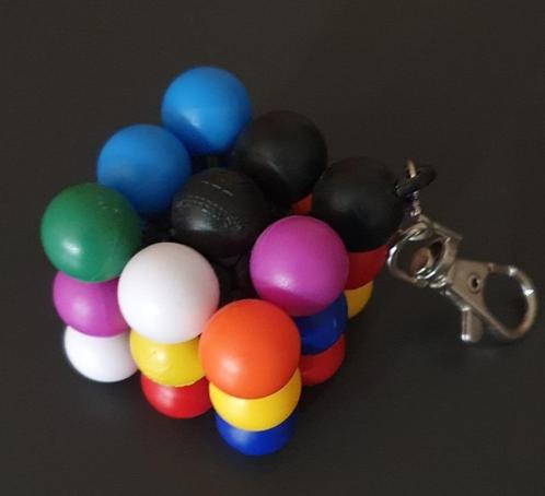 Mini Mole Cube sleutelhanger, Hobby en Vrije tijd, Denksport en Puzzels, Zo goed als nieuw, Rubik's of 3D-puzzel, Ophalen of Verzenden