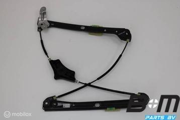 Raammechaniek rechts voor VW Golf 7 beschikbaar voor biedingen