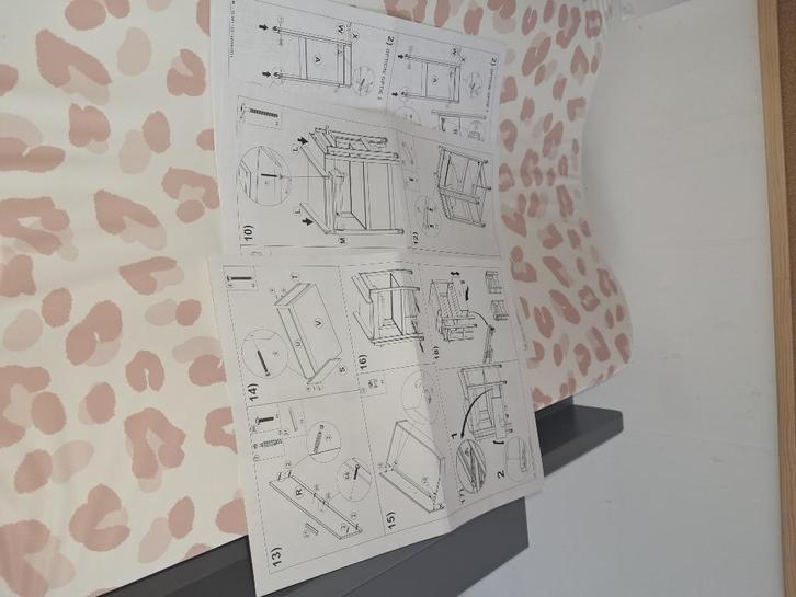 Verzorgingstafel, Kinderen en Baby's, Badjes en Verzorging, Zo goed als nieuw, Overige typen, Overige merken, Standaard, Ophalen