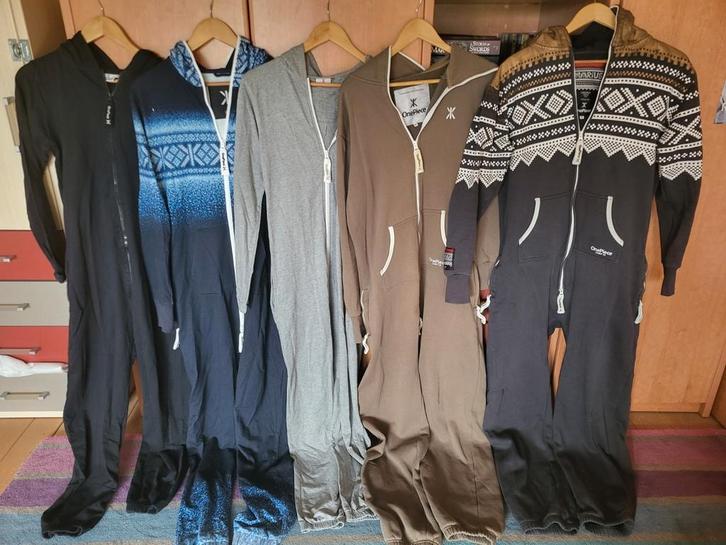 Onesies merk "OnePiece" - maat Medium

(20 euro per stuk), Kleding | Heren, Pyjama's, Gedragen, Ophalen of Verzenden