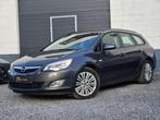 Opel Astra CARPLAY * ECRAN * CRUISE * (bj 2011), Auto's, Opel, Euro 5, Stof, Gebruikt, Zwart