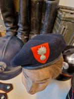 Oude baret vroegere gendarmerie 1953, Ophalen of Verzenden