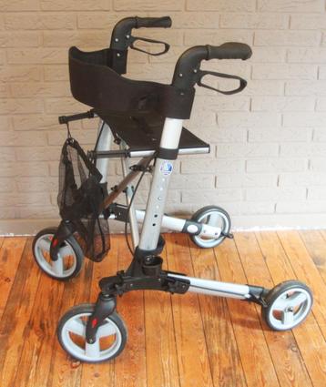 Vermeiren Rollator / Quad Light / Lichtgewicht / Opplooibaar beschikbaar voor biedingen