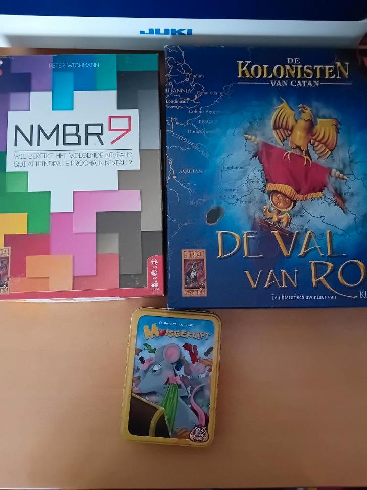 3 gezelschapspellen 999, Hobby en Vrije tijd, Gezelschapsspellen | Bordspellen, Zo goed als nieuw, Een of twee spelers, Drie of vier spelers