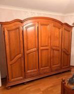 Armoire en bois massif, Enlèvement, Comme neuf