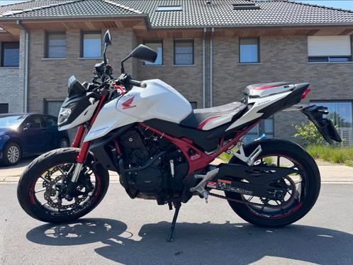 Honda CB750 Hornet 2023 – Vol opties & garantie t.e.m. 2028, Motoren, Motoren | Honda, Particulier, Naked bike, meer dan 35 kW