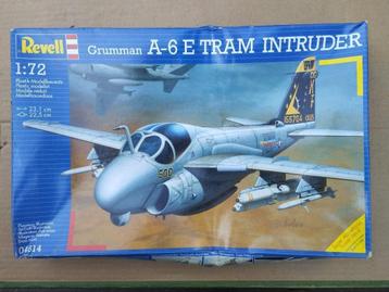 Grumman A-6E TRAM Intruder, Revell  04614  beschikbaar voor biedingen