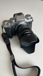 Fujifilm X-T5 argent + zoom 18-55 mm 1:2,8-4, Enlèvement, Comme neuf
