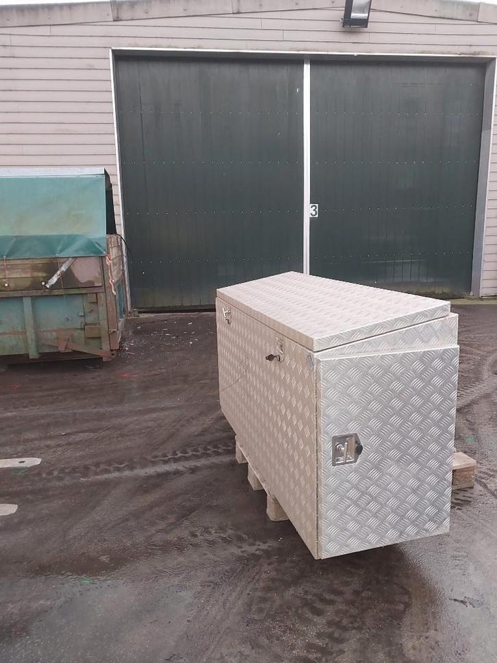 Alu gereedschapsbak, Articles professionnels, Machines & Construction | Autre, Enlèvement