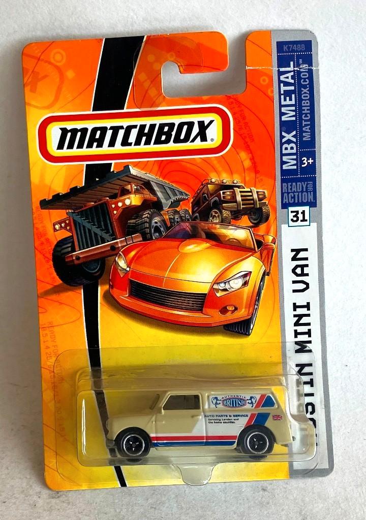 Mini Van Matchbox #31 Tan British Auto Parts & Service., Hobby en Vrije tijd, Modelauto's | Overige schalen, Zo goed als nieuw