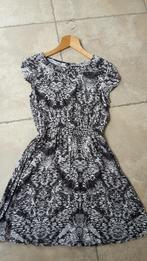 Mooie jurk mt 42 (zie foto's), Kleding | Dames, Jurken, Ophalen, Zwart, Maat 42/44 (L), Knielengte