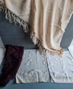 3 antieke Habotai zijde sjaals en 1 oude kanten, Antiek en Kunst, Ophalen of Verzenden, Dames
