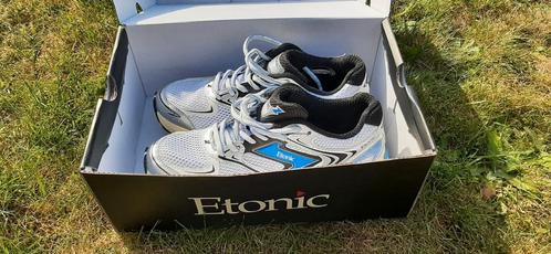 Etonic sportschoen woman 38 SIZE EUR, Kleding | Dames, Schoenen, Zo goed als nieuw, Sportschoenen, Ophalen