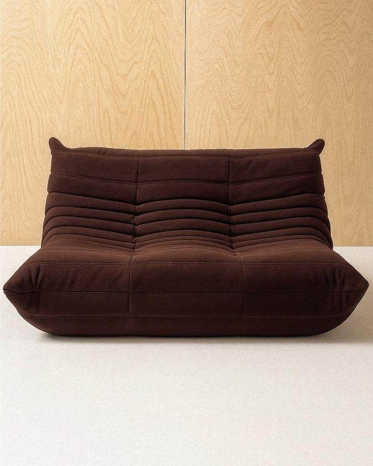 1 canape togo ligne roset michel ducaroy marron chocolat, Huis en Inrichting, Zetels | Zetels en Chaises Longues, Zo goed als nieuw