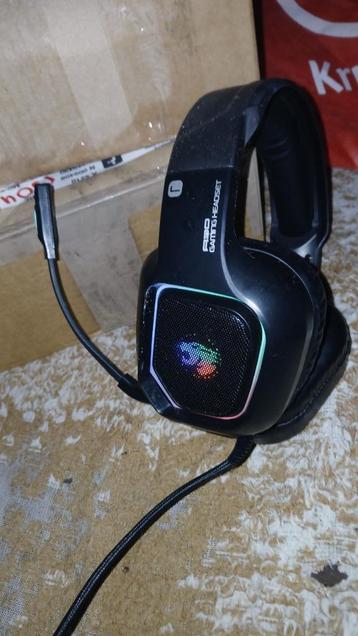 LED gaming headset over ear met goede mic beschikbaar voor biedingen