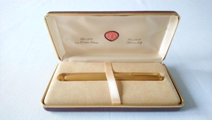 Aurora 98 Gold 14K/585 M-nib, Verzamelen, Pennenverzamelingen, Nieuw, Vulpen, Overige merken, Met doosje, Ophalen of Verzenden