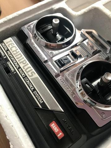 Acoms Techniplus 2-kanaals RC zender 27MHz beschikbaar voor biedingen