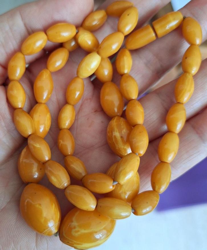 Antieke ketting Bakeliet "Egg Yolk", jaren 1920-30, Handtassen en Accessoires, Antieke sieraden, Ketting, Koper, Verzenden