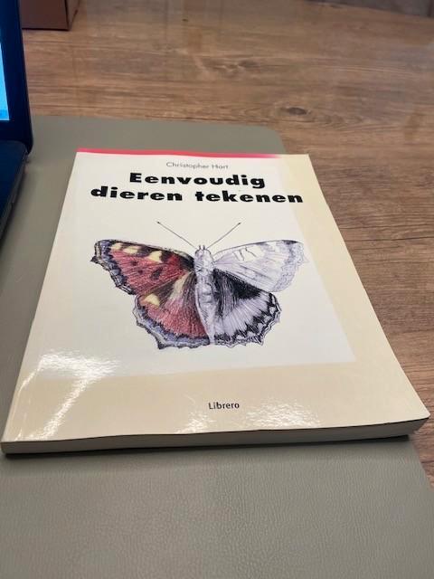 Eenvoudig dieren tekenen – Christopher Hart, Boeken, Hobby en Vrije tijd, Zo goed als nieuw, Tekenen en Schilderen, Ophalen of Verzenden