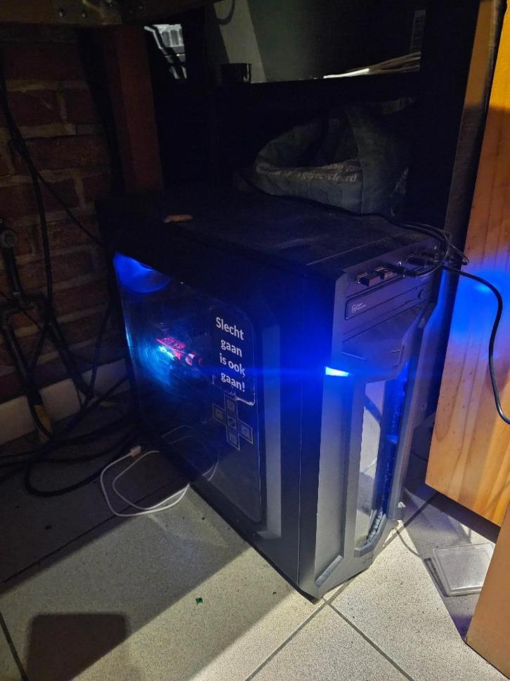 GAMING PC + schermen en toebehoren - WERKT PERFECT, Computers en Software, Desktop Pc's, Gebruikt, 3 tot 4 Ghz, SSD, 16 GB, Met monitor