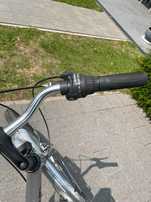 Meisjesfiets 26” Minerva 7 versnellingen, Fietsen en Brommers, Fietsen | Meisjes, Gebruikt, 26 inch of meer, Versnellingen, Ophalen