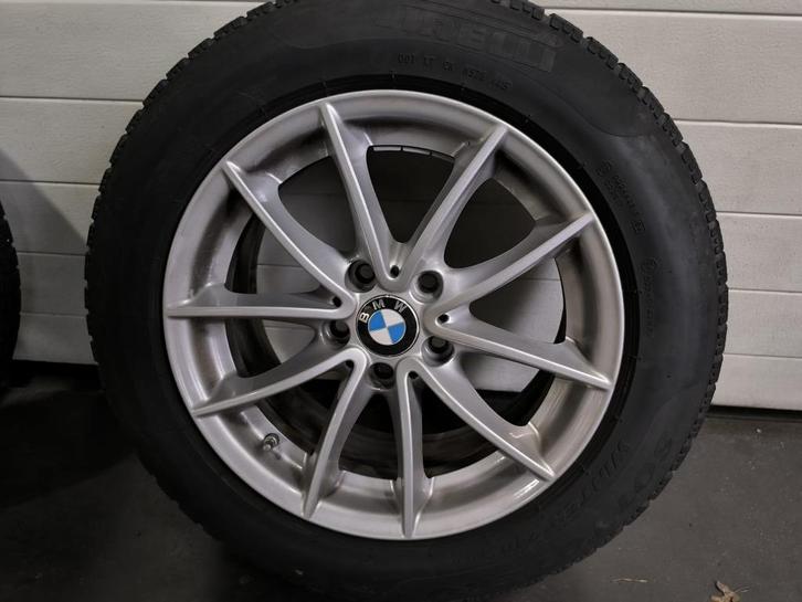 Pirelli winterbanden set met originele BMW velgen, Auto-onderdelen, Banden en Velgen, Velg(en), Winterbanden, 17 inch, Personenwagen