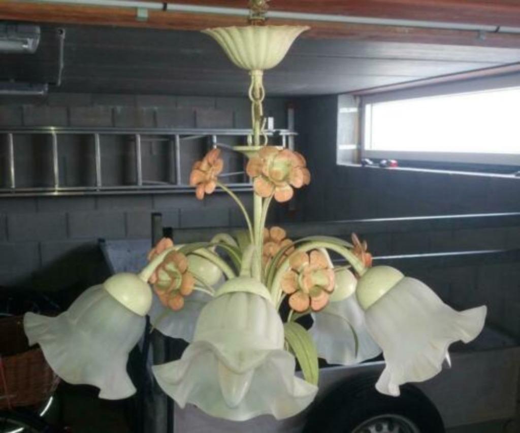 2 luchters, Ophalen, Gebruikt