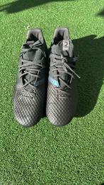 Chaussures de football Kipsta taille 40, Sports & Fitness, Enlèvement, Neuf, Chaussures