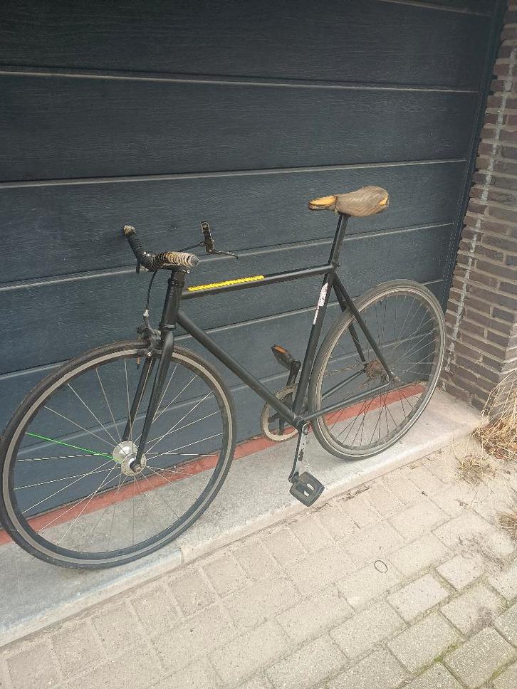 Fiets Fixie (fixed gear) zwarte lak, Fietsen en Brommers, Fietsen | Heren | Herenfietsen, Gebruikt, Overige merken, Ophalen