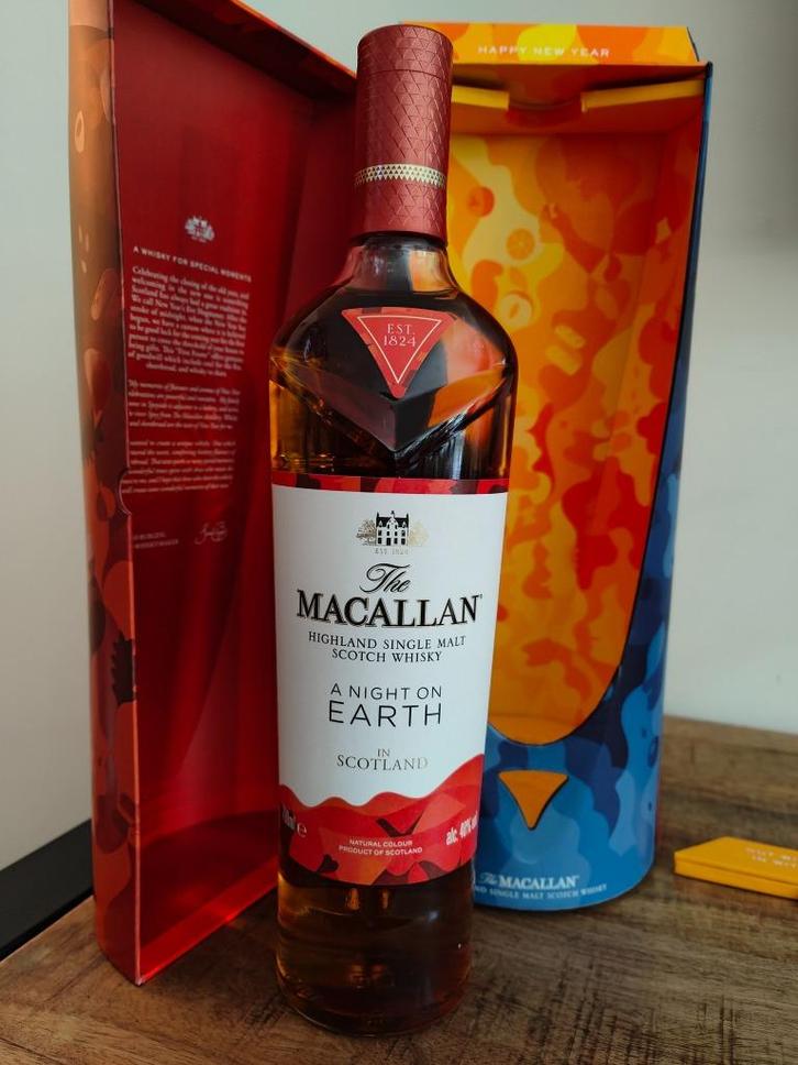 Macallan - A Night on Earth in Scotland 40% - 2021 Edition!!, Verzamelen, Wijnen, Nieuw, Overige typen, Overige gebieden, Vol