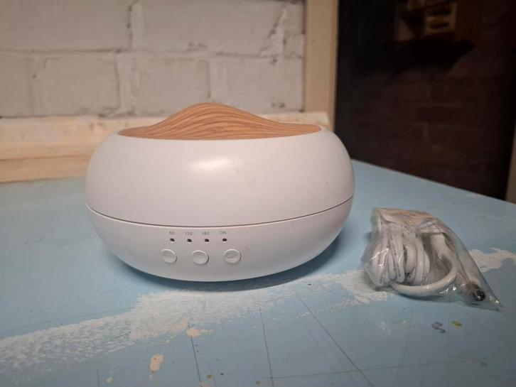 Diffuseur d'aromèse/humidificateur - aspect bois - avec minu, Electroménager, Équipement de traitement de l'air, Humidificateur