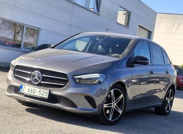 MERCEDES B KLASSE LEDER FULL AMG PACK BLACK ROOF FULL COLOUR beschikbaar voor biedingen