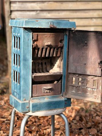 Petit poêle en fonte émaillée de marque Rosière beschikbaar voor biedingen