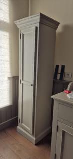 Hoge kast, Huis en Inrichting, Ophalen, Gebruikt, Met plank(en)