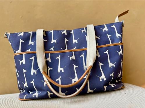 Verzorgingstas Fresk - donkerblauw met witte giraffen - 45%, Kinderen en Baby's, Luiertassen, Zo goed als nieuw, Ophalen