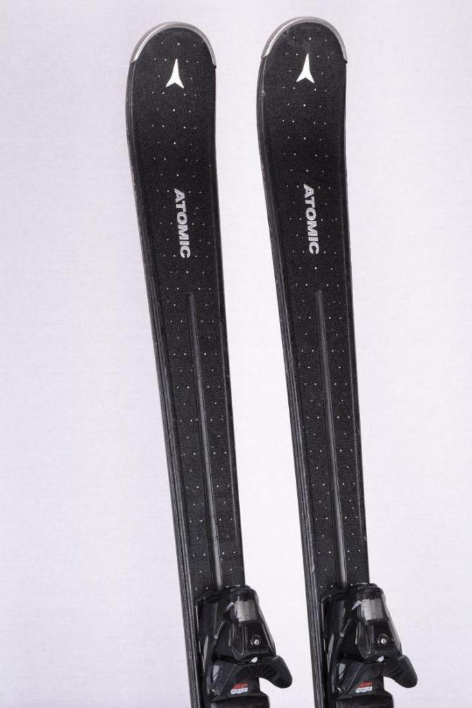 150 dames ski's ATOMIC CLOUD C9 2022, Sport en Fitness, Skiën en Langlaufen, Gebruikt, Ski's, Ski, Atomic, Carve, 140 tot 160 cm