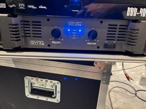 SYNQ PE-2400 De Power Edge klasse H versterker, Muziek en Instrumenten, Versterkers | Keyboard, Monitor en PA, Zo goed als nieuw