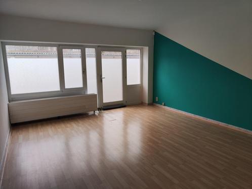Espace professionnel à louer à Charleroi, Zakelijke goederen, Bedrijfs Onroerend goed, Kantoorruimte, Huur