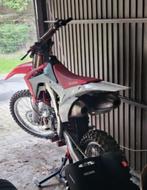 Honda crf250, Fietsen en Brommers, Ophalen, Zo goed als nieuw, Honda