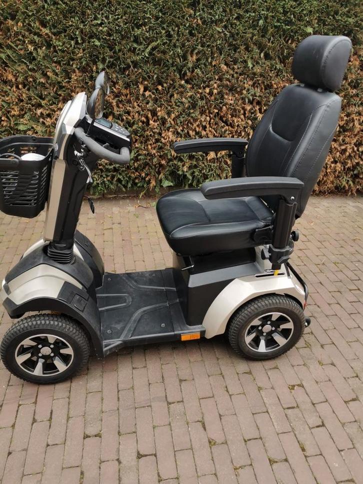Scootmobiel Mercurius vermeiren weinig km's info 0488826971, Diversen, Rolstoelen, Zo goed als nieuw, Ophalen of Verzenden
