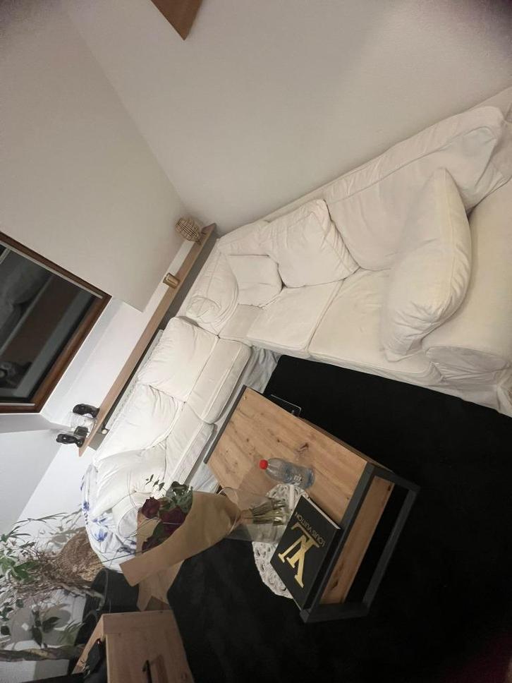 Canapé d’angle blanc – Grand, confortable et moderne, Huis en Inrichting, Zetels | Zetels, Gebruikt, Hoekbank, Vierpersoons of meer