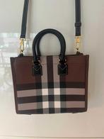 Burberry tas, perfect staat, Handtassen en Accessoires, Tassen | Damestassen, Ophalen, Nieuw, Overige kleuren, Handtas