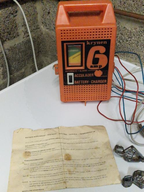 Batterijlader Krynen Vintage 1973 12V-6V,  met zuurweger, Auto-onderdelen, Accu's en Toebehoren, Gebruikt, Ophalen