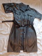 une magnifique robe en simili cuir, taille S, Kleding | Dames, Jurken, Ophalen of Verzenden