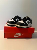 Nike schoenen maat  23,5, Schoentjes, Jongetje of Meisje, Ophalen of Verzenden, Zo goed als nieuw