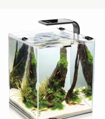 Aquael Day & Night set 10, 20 of 30 liter beschikbaar voor biedingen